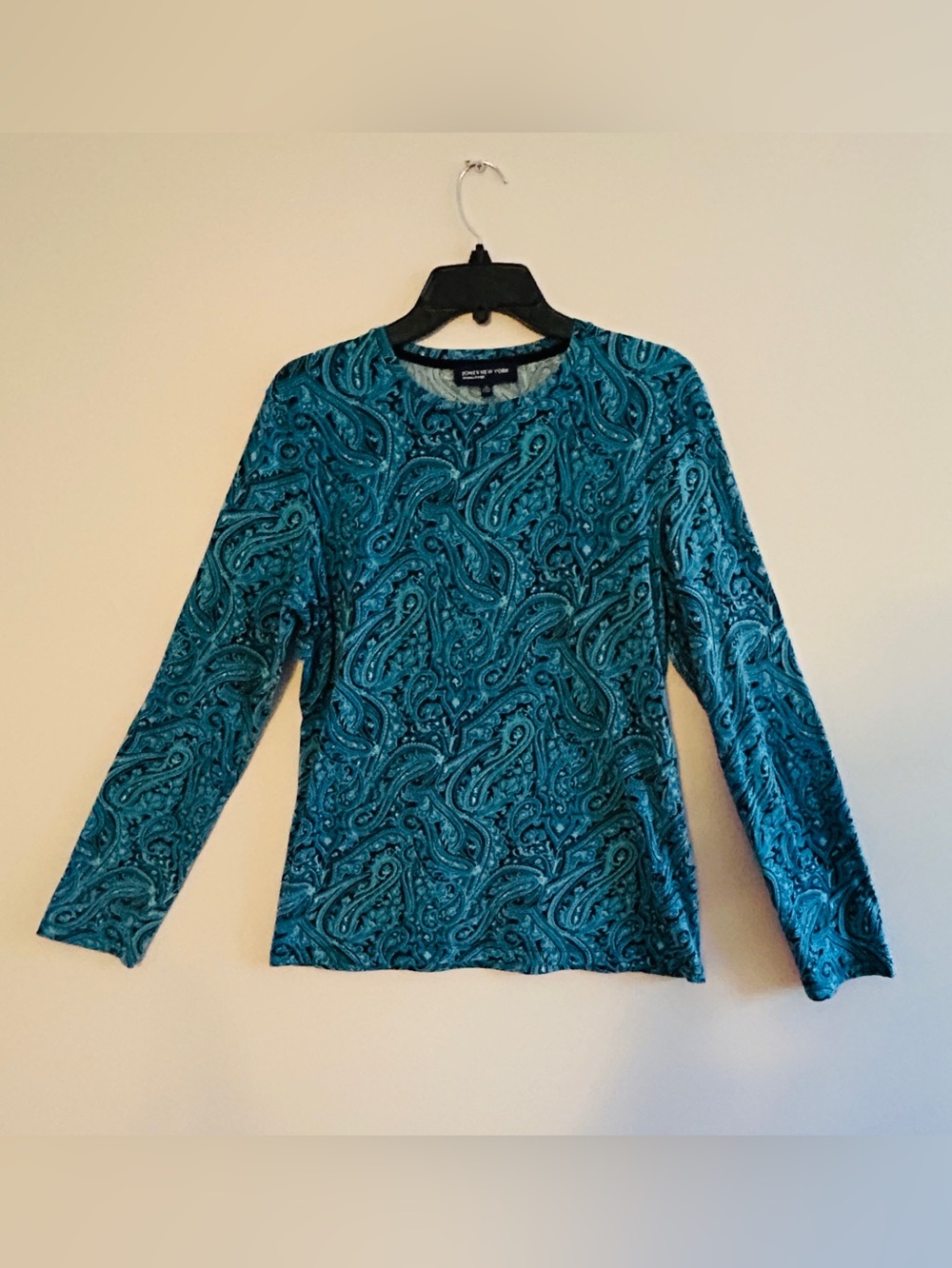 Black with Teal Paisley Long-Sleeve Top. Jones New York Signature, XL